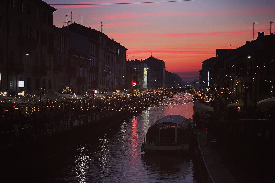 Natale sui Navigli: magia, luci e tradizione a&nbsp;Milano