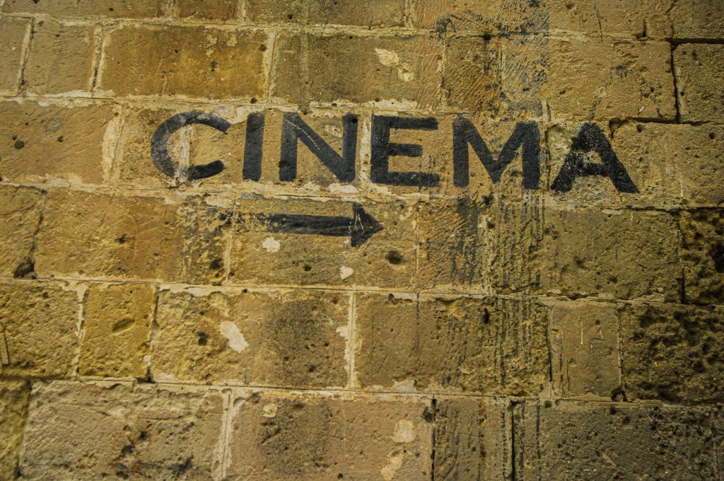 Cinema sotto le stelle 2026: le arene estive da non perdere in Italia